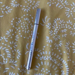 BRAND NEW Fenty Beauty Flyliner Longwear Eyeliner